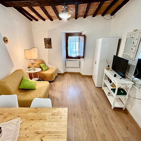 Appartement Red House à Gubbio Extérieur photo
