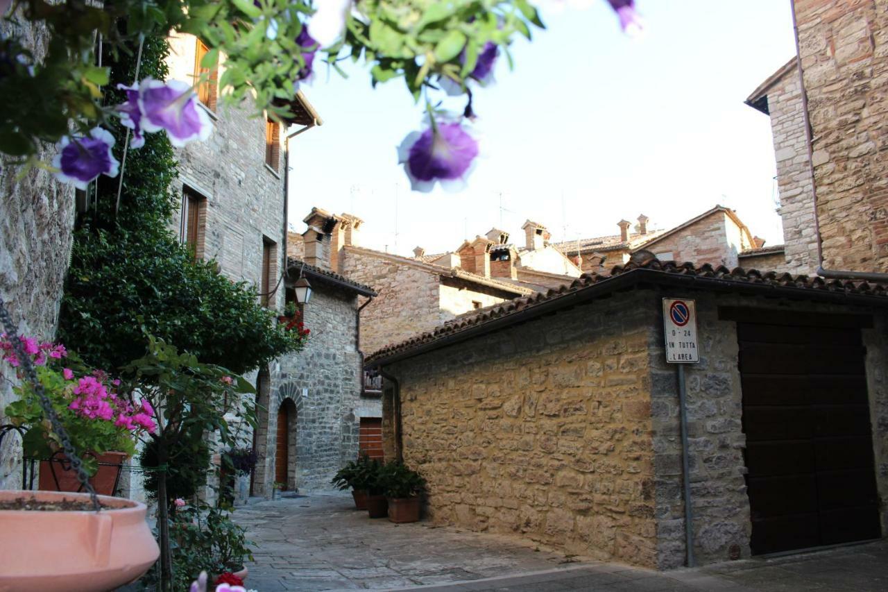 Appartement Red House à Gubbio Extérieur photo