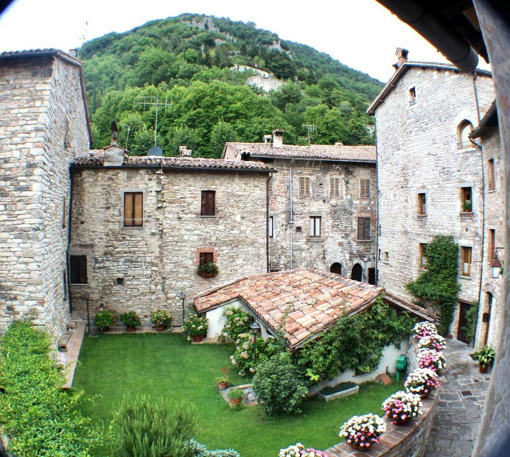 Appartement Red House à Gubbio Extérieur photo